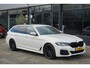 BMW 5-Serie Touring 530e High Executive M Pakket | Trekhaak | LASER | ACC