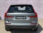 Volvo XC60 2.0 B5 Momentum Pro | Trekhaak | Memory | Standkachel | Volvo on Call | Stoel en stuurverwarming |  Parkeercamera | Keyless entry/drive | Reservewiel |