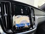 Volvo V60 2.0 T6 Plug-in hybrid AWD Plus Dark | Panoramadak | 360 Camera | Adaptieve Cruise Control met dode hoekdetectie | Verw. voorstoelen, achterbank en stuurwiel | Harman Kardon | Trekhaak