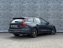 Volvo V60 2.0 T6 Plug-in hybrid AWD Plus Dark | Panoramadak | 360 Camera | Adaptieve Cruise Control met dode hoekdetectie | Verw. voorstoelen, achterbank en stuurwiel | Harman Kardon | Trekhaak