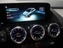 Mercedes-Benz GLA 180 Business Solution AMG | Panoramaschuifdak | Premium Plus | head-up display | Trekhaak