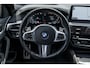 BMW 5-Serie Touring 530i M-Sportpakket I Carbonschwarz I Panoramadak I Adaptive Cruise I 360 Camera I Headup I Laserlight