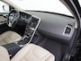 Volvo XC60 2.0 T5 FWD Kinetic Trekhaak/Leder/19inch/Stoelverwarming etc.