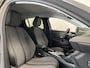 Peugeot e-208 EV Allure 51 kWh | Navigatie | Parkeersensoren | Climate control