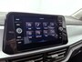 Volkswagen T-Roc 1.5 TSI Life | 150 PK | Automaat | Digital Cockpit | Airco | Parkeersensoren | All Season Banden | Navigatie by Shop |