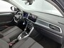 Volkswagen T-Roc 1.5 TSI Life | 150 PK | Automaat | Digital Cockpit | Airco | Parkeersensoren | All Season Banden | Navigatie by Shop |