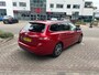 Peugeot 308 SW 1.2 e-THP * Panoramadak * Stoelverwarming * Navigatie * Lederen bekleding *