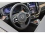 Volvo XC60 T6 350PK Plus Bright | Luchtvering | Gelam Glas | 360° | Trekhaak | Panoramadak | Blis
