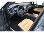 Volvo XC60 T6 350PK Plus Bright | Luchtvering | Gelam Glas | 360° | Trekhaak | Panoramadak | Blis