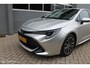 Toyota Corolla 1.8 Hybrid Business Intro | Parkeersensoren voor en achter | Stoelverwarming | NL Auto Boekjes.