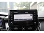 Toyota Corolla 1.8 Hybrid Business Intro | Parkeersensoren voor en achter | Stoelverwarming | NL Auto Boekjes.
