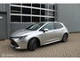 Toyota Corolla 1.8 Hybrid Business Intro | Parkeersensoren voor en achter | Stoelverwarming | NL Auto Boekjes.