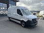 Mercedes-Benz Sprinter 317 CDI L2 H2 Trekhaak / MBUX / Navigatie / Camera / Cruise control / Airco / 270 Graden achterdeuren