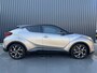 Toyota C-HR 2.0 Hybrid Executive / Bi tone | Leer/alcantara | JBL | LED | BSM | Rijklaar!!!