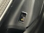 Mercedes-Benz GLA 180 Business Solution | Achteruitrijcamera | Cruise control | Parkeersensoren voor en achter | Navigatie full map |