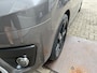 Toyota ProAce Worker Long 2.0 D-4D Professional Long DC Airco Cruise controle Trekhaak 2500kg trekgewicht Telefoonverbinding Navigatie 5-Persoons Lichtmetalenvelgen Parkeerhulp achter Euro 6