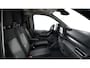 Volkswagen e-Transporter Life L2H1 136 pk | Airco | Multifunctioneel stuur | Cruise control | Apple Carplay | Trekhaak | Achterdeuren | Armsteun | Achteruitrijcamera |