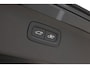 Volvo XC90 T8 Automaat Plug-in hybrid AWD Ultra Bright | Panoramadak | Luchtvering | Semi elektrische trekhaak | Verwarmbare voorstoelen | Verwarmbare voorstoelen met massage en ventilatie | Verwarmbare achterbank en stuurwiel | Premium audio by Harman Kardon | Rondom zichtcamera | 21 inch Lichtmetalen velgen