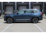 Volvo XC90 T8 Automaat Plug-in hybrid AWD Ultra Bright | Panoramadak | Luchtvering | Semi elektrische trekhaak | Verwarmbare voorstoelen | Verwarmbare voorstoelen met massage en ventilatie | Verwarmbare achterbank en stuurwiel | Premium audio by Harman Kardon | Rondom zichtcamera | 21 inch Lichtmetalen velgen