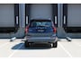 Volvo XC90 T8 Automaat Plug-in hybrid AWD Ultra Bright | Panoramadak | Luchtvering | Semi elektrische trekhaak | Verwarmbare voorstoelen | Verwarmbare voorstoelen met massage en ventilatie | Verwarmbare achterbank en stuurwiel | Premium audio by Harman Kardon | Rondom zichtcamera | 21 inch Lichtmetalen velgen