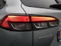 Toyota Corolla Cross Hybrid 140 Style + Premium Pack II | 10 Jaar Garantie! | Stoelverwarming | Apple Carplay & Android Auto | Panoramadak |