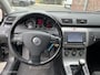Volkswagen Passat 1.6 FSI Sportline