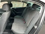 Volkswagen Passat 1.6 FSI Sportline