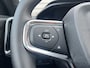 Volvo XC40 Extended Range Ultimate 82 kWh / Crystal White / Microtech bekleding / Panoramadak /
