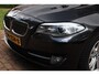 BMW 5-Serie 525d High Executive Aut. | 218PK | Xenon | Prof. Navigatie | Keurige staat | Stoelverwarming | Hifi Sound | NAP |