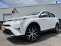 Toyota RAV4 2.5 Hybrid AWD Style Schuif/kanteldak, Stoelverwarming, 1e eign. NL-auto! LMV, Leder/alcantara, Navigatie, Parkeersensoren voor + achter, Achteruitrijcamera, Adaptieve cruise control