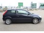 Ford Fiesta 1.3-8V Style *meeneemprijs*APK t/m 04-02-2026/Radio-CD speler/Lichtmetalen velgen/Window visors.