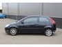 Ford Fiesta 1.3-8V Style *meeneemprijs*APK t/m 04-02-2026/Radio-CD speler/Lichtmetalen velgen/Window visors.