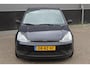 Ford Fiesta 1.3-8V Style *meeneemprijs*APK t/m 04-02-2026/Radio-CD speler/Lichtmetalen velgen/Window visors.
