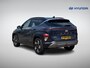 Hyundai Kona 1.6 GDI HEV Premium | Two-Tone Lakkleur | Stoelverwarming + -Ventilatie | 360° Camera | Leder | Navigatie | Apple Carplay/Android Auto | Geheugenstoel | Rijklaarprijs!