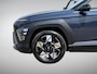 Hyundai Kona 1.6 GDI HEV Premium | Two-Tone Lakkleur | Stoelverwarming + -Ventilatie | 360° Camera | Leder | Navigatie | Apple Carplay/Android Auto | Geheugenstoel | Rijklaarprijs!
