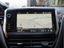 Peugeot 2008 1.2 Benzine * Hele Luxe Allure * Hoge Zit * APK 1 mei 2027 ! * Navigatie * Panoramadak * 1/2 Leder Interieur * Achteruitrij Camera *  Climate & Cruise Control * Vingerhoets; Vierde Generatie Eersteklas Service !