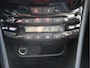 Peugeot 2008 1.2 Benzine * Hele Luxe Allure * Hoge Zit * APK 1 mei 2027 ! * Navigatie * Panoramadak * 1/2 Leder Interieur * Achteruitrij Camera *  Climate & Cruise Control * Vingerhoets; Vierde Generatie Eersteklas Service !