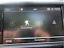 Peugeot 2008 1.2 Benzine * Hele Luxe Allure * Hoge Zit * APK 1 mei 2027 ! * Navigatie * Panoramadak * 1/2 Leder Interieur * Achteruitrij Camera *  Climate & Cruise Control * Vingerhoets; Vierde Generatie Eersteklas Service !
