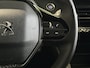 Peugeot e-2008 EV Style 50 kWh | Camera | Navigatie | Climate control