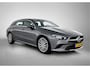 Mercedes-Benz CLA Shooting Brake 200 Business Luxury | Lichtmetalen velgen | MBUX wide screen | Navigatie | Parkings support met camera achter | Inclusief 24 maanden Mercedes-Benz Certified garantie voor Europa.