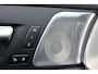 Volvo XC60 T8 Recharge AWD Ultra Black Edition - LONG RANGE - Luchtvering - Panorama/schuifdak - IntelliSafe Assist & Surround - 360º Camera - Bowers & Wilkins audio - Adaptieve LED koplampen - Verwarmde voorstoelen & stuur - Parkeersensoren voor & achter - Elektr. bedienb. voorstoelen met geheugen - Head up display - Draadloze tel. lader - Extra getint glas - 21' LMV