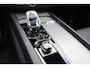 Volvo XC60 T8 Recharge AWD Ultra Black Edition - LONG RANGE - Luchtvering - Panorama/schuifdak - IntelliSafe Assist & Surround - 360º Camera - Bowers & Wilkins audio - Adaptieve LED koplampen - Verwarmde voorstoelen & stuur - Parkeersensoren voor & achter - Elektr. bedienb. voorstoelen met geheugen - Head up display - Draadloze tel. lader - Extra getint glas - 21' LMV