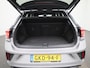 Volkswagen T-Roc 1.0 TSI R-Line 18 inch velgen | Sportstoelen | Stoelverwarming | Parkeersensoren | Achteruitrijcamera| Elektrische achterklep | Keyless entry