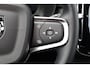 Volvo EX40 Extended Range Ultra 82 kWh - Panorama/schuifdak - IntelliSafe Assist & Surround - 360º Camera - Harman/Kardon audio - Verwarmde voorstoelen, stuur & achterbank - Parkeersensoren voor & achter - Elektr. bedienb. voorstoelen met geheugen links - Draadloze tel. lader - Warmtepomp - Extra getint glas - Elektr. inklapbare trekhaak - 19' LMV