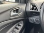 Ford Kuga 1.5 Ecoboost Titanium | 120pk | Trekhaak | SYNC 2 | Stoelverwarming | Parkeersensoren voor + achter | Climate control | 1.800kg Trekgewicht