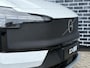 Volvo EX30 Cross Country Twin Motor Performance AWD 69 kWh Ultra | Google | Long Range | 4x4 | Adaptieve Cruise | Stoel-/Stuurverwarming | Keyless | 360 Camera | Panoramadak | Elektr. Stoelen | Harman Kardon Audio | Elek. Achterklep | Getint Glas