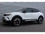 Opel Mokka 1.2 TURBO 130PK ULTIMATE AUTOMAAT / NAVI / LEDER / CLIMA / LED / PDC / 18" LMV / CAMERA / KEYLESS / ALCANTARA / ADAPT. CRUISECONTROL / 1E EIGENAAR / NIEUWSTAAT !!