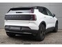Volvo EX30 Cross Country Twin Motor Performance 428pk Ultra 69 kWh | Keyless | 19 inch LMV | Zwart dak | Stoel + stuurverwarming | AWD | Panorama dak