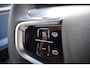 Volvo EX30 Cross Country Twin Motor Performance Ultra 69 kWh / Extra getint glas / Cross Country Experience-Pakket