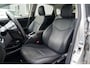 Toyota Prius 1.8 Dynamic Business + DEALER ONDERHOUDEN / 1e EIGENAAR / CAMERA / JBL / LED / HUD
